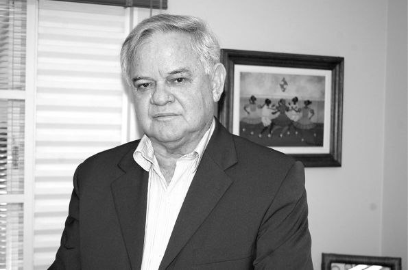 Advogado Alfredo Ferreira foi homenageado pela OAB/MS