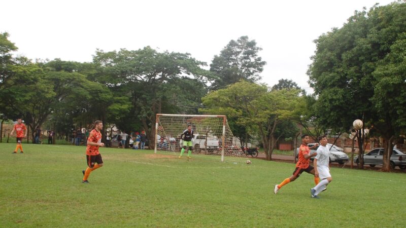 Copa Internacional dos Veteranos da Fronteira segue com jogos no domingo