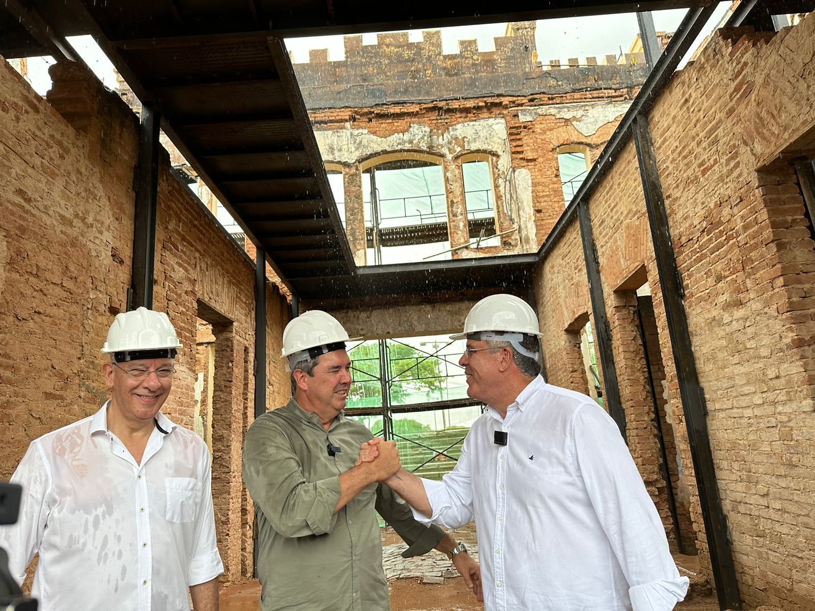 Eduardo Riedel visita obras em Ponta Porã e anuncia investimentos