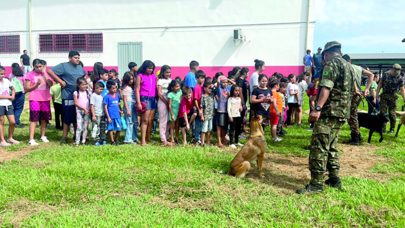 11.º RC MEC e Assistência Social têm dia especial para crianças