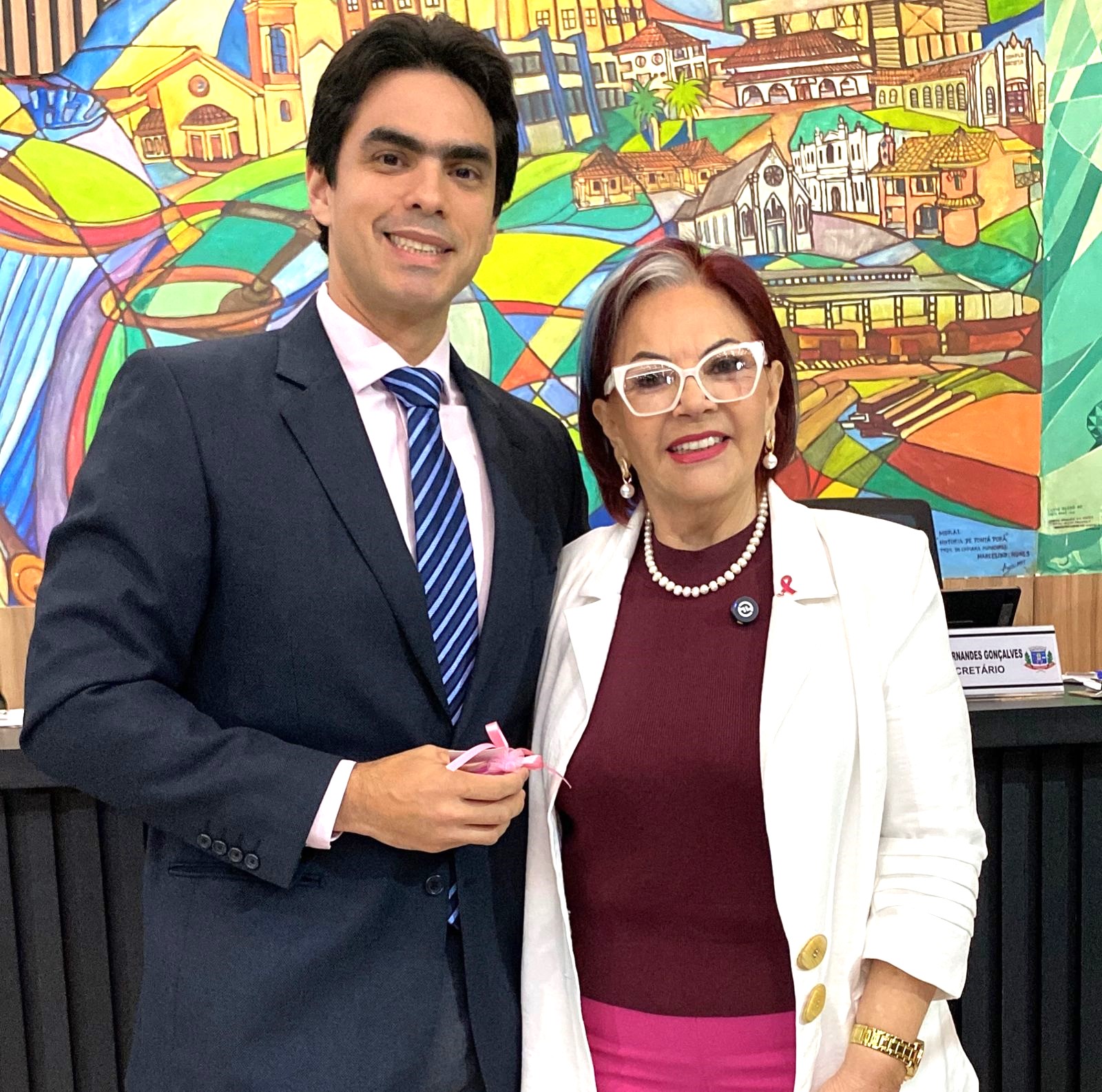 Lourdes Monteiro destaca palestra na Câmara sobre ´Outubro Rosa´
