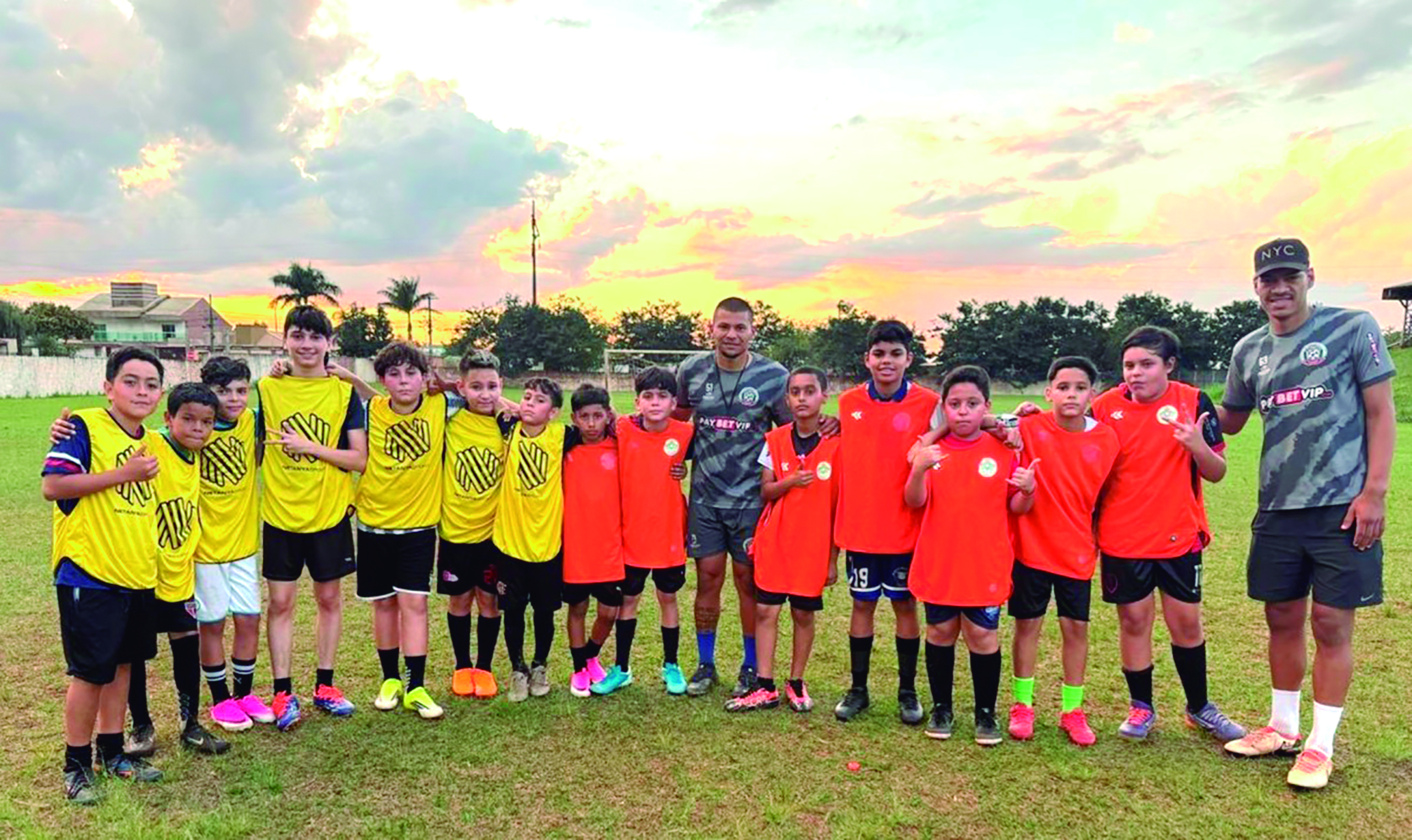 Ponta Porã S.E. representa fronteira no Festival sul-mato-grossense de futebol sub-11