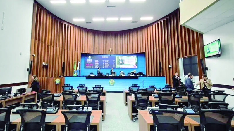 Concorrência por cadeira na Assembleia e na Câmara dos Deputados diminui em 2026
