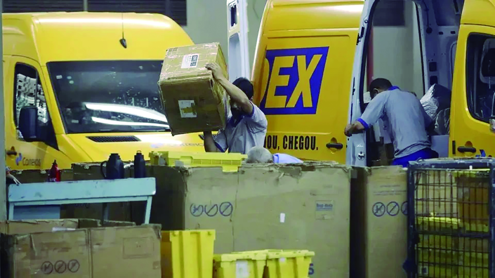 Correios começam a entregar no Brasil compras feitas em lojas do Paraguai