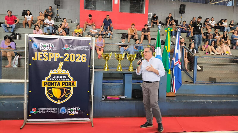 Jogos Escolares de Ponta Porã são abertos com representantes de 31 escolas