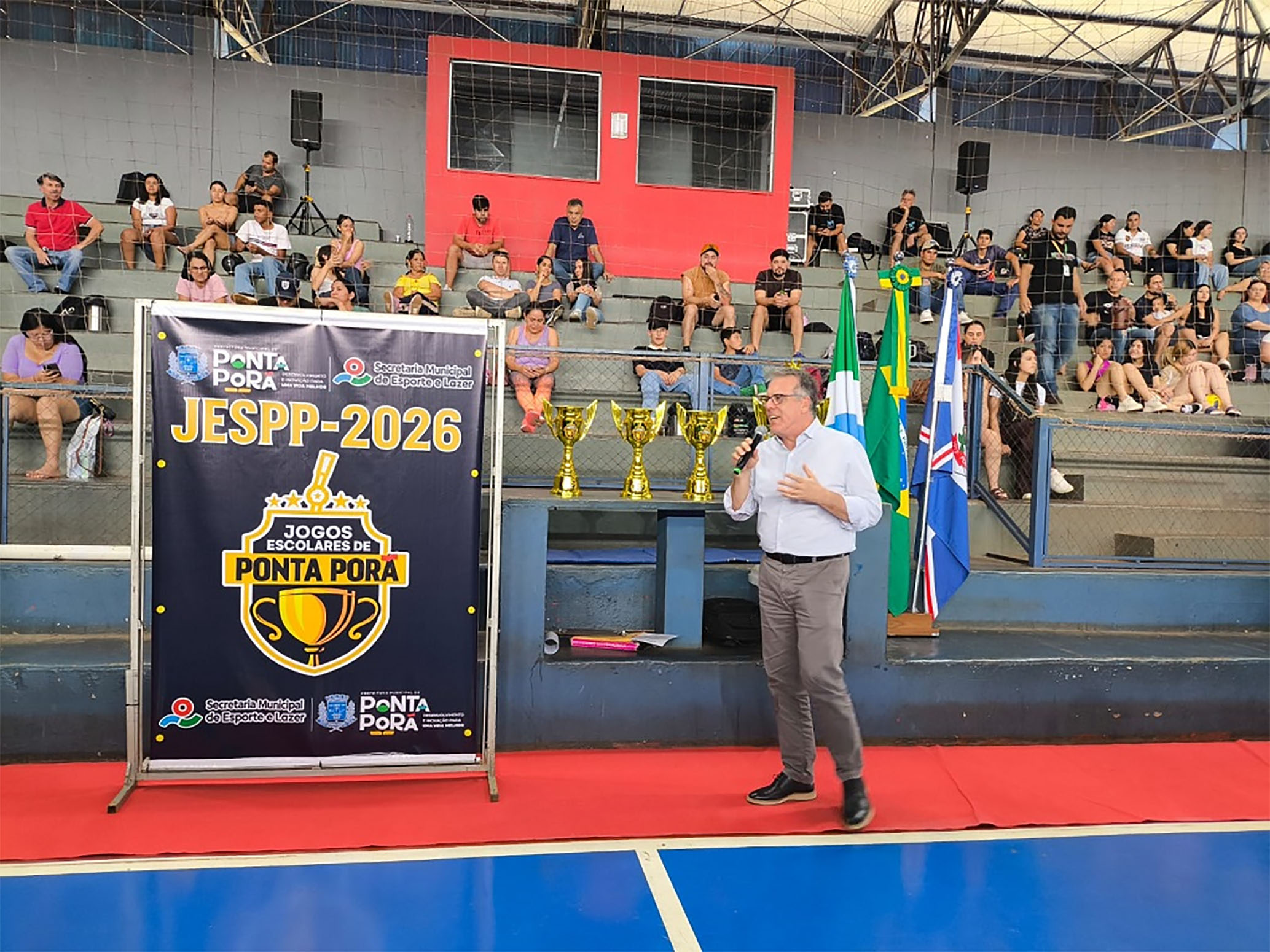 Jogos Escolares de Ponta Porã são abertos com representantes de 31 escolas