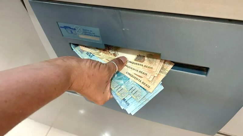 Estado antecipa pagamento e salário dos servidores estará na conta dia 30