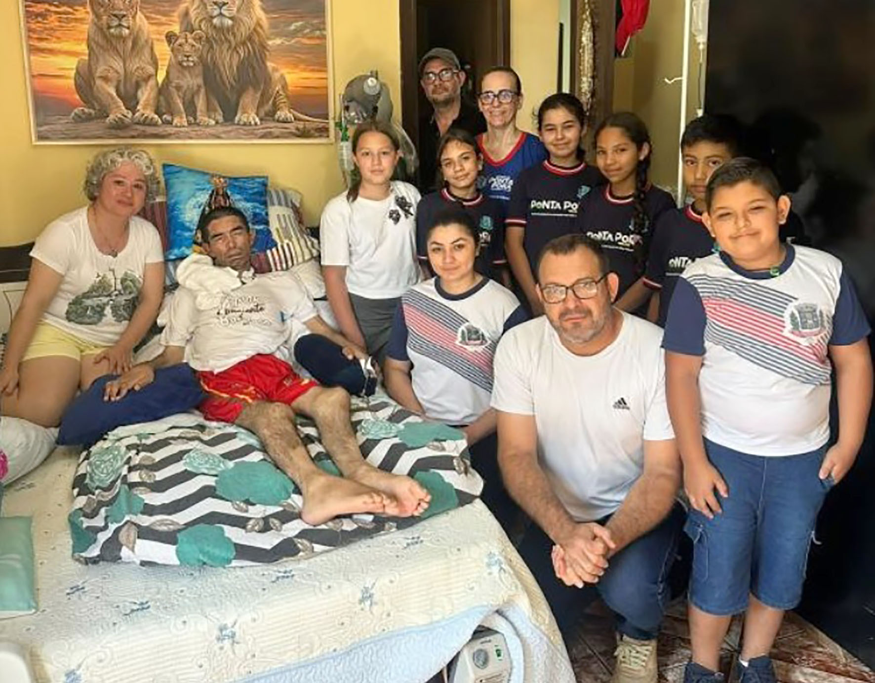 Alunos da Escola Juvenal Fróes usam tecnologia para ajudar paciente com Esclerose Lateral Amiotrófica